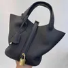 Bolsas mensageiras 2022h puro saco de cesto de vegetais artesanais de alta qualidade linha de cera costurada à mão Bolsas de balde portáteis da moda