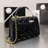 CC Çanta Alışverişi 22ss Bayan Klasik Trendy Flap Tote Kapitone Dana Derisi Altın Metal Donanım Deri Zincir Elmas Tasarımcı Crossbody