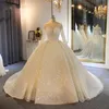 Andere bruiloftskleding Speciale link voor extra kosten van drie tiara's en ￩￩n bruiloftsluier om met de jurk mee te gaan
