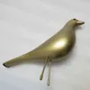 Objetos decorativos Figuras pássaro de cor dourado para a decoração da sala de estar melhor arte de pombo de resina de resina de pombo Bird T220902