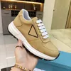 2022 Luxury Women's Sneakers Designer Casual Shoes Motorcykel Dekorerade med tjocka gummisula V￤skor