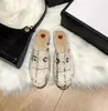 Summer Slipper Slipper Luxury RETRO Fashion Scarpe Sandalo di alta qualità da donna Classico Slifori da donna Fiori Animali ricami con scatola originale