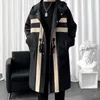 남자 트렌치 코트 2022 가을 남성 바람발기 패치 워크 색상 중간 긴 트렌치 코트 한국 패션 커버 버튼 남성 후드 재킷