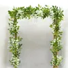 Dekoratif çiçekler sahte wisteria çelenk düğün kemeri dekorasyon sahte bitki yaprak sarmaşık duvar.