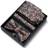 Bow Ties 2022 Design Luxe Tie Bowtie Hanky ​​manchetknopen Set voor mannen Silk Blauwe stropdas Gravate Handkerchief Geschenkdoos Zon Ouder