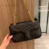 فاهيون شودلر حقيبة للنساء حقائب اليد محفظة معدنية رسالة إمرأة سلسلة حقيبة كتف Crossbody محفظة مخلب جودة عالية 2023