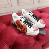 Designer donna scarpe casual di lusso rosso rosa nero sneakers traspiranti resistenti all'usura per uomo donna moda Valenti low-top per il tempo libero piatto da jogging all'aperto asdasdasda