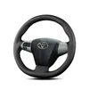Anpassad läderhandsydd rattskydd 2011-2013 för Toyota Rav4 Corolla Car Interior
