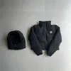 22SS 뜨거운 판매 트랩 스타 런던 다운 재킷 여성 화려한 분리 가능한 후드 레드 복구 - 검은 색 1TO1 최고 품질의 겨울 코트