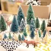 Рождественские украшения фальшивая сосна мини -искусственная миниатюрная вечеринка PO для украшения для украшения