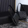 Alta qualidade clássica de baguete bolsas de lazer preto plissado letra de metal saco de ombro vintage Pacotes sacos bolsas de embreagem de moda