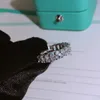 Luxurys Desingers Ring Simple Tasarım Duygusal Gümüş Yüzük Bayanlar Klasik Klasik Altı Claw Diamond Rng Basit Yüzükler Doğum Günü Hediyesi İyi