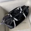Nova moda feminina bolsa de viagem masculina bolsas duffle bolsas crossbody bolsa de bagagem bolsa esportiva de grande capacidade trava de entrega chave tag cm