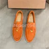 Designer Klänning skor Summer Charms Walker Vit sula Mocka Loafers vit svart volt Djupblå Egyptisk Rock Rosa Sand Glaserad Helm Lyx män kvinnor sneakers