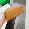 Designer saco mulher a bolsa de couro macio moda mini sacos de ombro qualidade original senhoras bolsa mulheres cosméticos hobos luxo embreagem nuvem saco com caixa