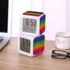 Horloges de table de bureau Réveil pour enfants Rainbow Tie Dye Look numérique avec fonction thermomètre 7 couleurs veilleuse pour garçons filles Mxhome Amhbj