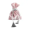 Present Wrap 1 PC 14,5 cm x 11 cm Velvet DrawString Påsar Rektangel rosa röda Tassel Puches Wedding Party Favor smycken Förpackningspåse Diy Craft