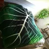 毛布の超柔らかいフィロデンドロングロリオサムプリントグリーンの葉毛布フリース居心地の良い葉の形をした温かいベッド100x150cm
