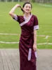 Traditionell Tibet Costume Asia Tibetan klänning Etniska kläder Kort ärm Summer Kvinnor Lång klänning Elegent Lady Silk Blend Robe