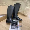 Осень зимний рыцарь Boots Luxury Designer Long Boots Тонкие высокие каблуки колена мода бренд подлинная кожаная подиума Женская фабрика Фабрика