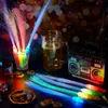 Andra festliga festförsörjningar Fiber Optic Light Wand Stick Glow blinkande trollstavar LED -pinnar Colorf för pojkar och flickor Favors Dro Mjbag AMK7T
