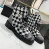 Fashion Boots Autumn and Winter Short Soe Up Naken Tjock Sole Heel Leather Color Matching Martin Boots's Work Motor Vehicle Women's Shoe Women 'Dress Leisure 42 Factory