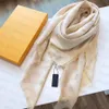 Scarf Scarves Classical Square Silk Elegant Warm Letters Design for Man Women 5 Color Shawl Long Neck