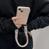 Halsketten-Riemen-Handyhüllen für iPhone 11 12 13 14/pro/promax/max/12 13/mini/xr/xs/xsmax/7 8/p/SE2020 mit einfarbiger Kordel-Handyhülle aus flüssigem Silikon