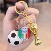 Fotboll nyckelring 2022 Qatar World Cup souvenir flagga fans evenemang presentfotboll nyckelringar hänge unisex