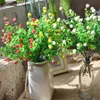 Künstliches Blumengrün, Mini-Kunstrosen aus Seide, künstliche Blätter aus Kunststoff, künstliche Sträucher, 30 Köpfe, Outdoor-Gartendekoration, weiße Zaun-Wanddekoration, J220906