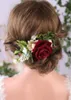 Coiffes vintage rouges rose peigne de cheveux classiques accessoires de mariée symboles de l'amour et de la beauté pour les ornements pour femmes