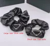 Charm Blogger Designer Womens Hair Rubber Bands Hairs Scrunchy Ring Clips Elastic Invertered Triangle Designers Sport Dance Scrunchie Hairband Pony Tails Holder