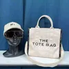 marc the tote Bag Niche Design Borsa da donna Borsa in tela creativa personalizzata Borsa tote portatile versatile di grande capacità 220803