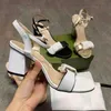 Luxury High Heels Leather Sandal Suede Mid-heel 7-11 cm Women Designer Sandaler Summer Beach Sexig skor Storlek 35-40