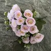 Faux Floral Greenery 2 штука 18 головы симуляция роза букет свадебный украшение поддельное цветочное свадебная невеста Компания цветы J220906