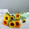 Faux Floral Greenery Künstlicher Sonnenblumenstrauß Seidensonnenblume Fake Flower DIY Hochzeitssträuße Mittelstücke Arrangements Party Home Decor J220906