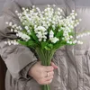 Faux Floral Greenery 6pcs Пластиковый белый колокольчик красивые долины лили -долины.