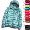 Damen-Daunenparkas, 90 % ultraleicht, Übergröße, dünne Daunenjacke für Damen, Herbst und Winter, schlanke, kurze Kapuze, warmer weißer Entendaunenmantel für Damen, Oberbekleidung 220906