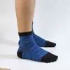 Chaussettes athlétiques 1 paire hommes été coton orteil chaussettes rayé contraste coloré patchwork hommes cinq doigts chaussettes taille libre panier calcetines L220905