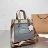 Totes Borsa a tracolla quadrata a mano Portafoglio a tracolla per donna Moda Designer di marca Tracolla a tracolla Moda Borse singole Borse 220528