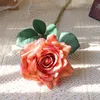 Finto verde floreale 79 cm rosso seta artificiale rosa bouquet di fiori matrimonio sposa azienda fiori bianchi finti economici per la decorazione della tavola di famiglia J220906