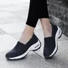 .Casual Shoes Designer Rhyton Sneaker Men Women Shoe Straw Berry Wave Mouth Print Trainer Man Woman by Shoe21