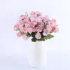 Faux Floral Greenery 10 Köpfe Lebhafte kleine Pfingstrosen Künstliche Blumenstrauß Herbst Winter Rose Weiße Seide Gefälschte Lotusblumen Hochzeit Heimdekoration J220906