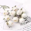 Finto verde floreale 50 pezzi 4 cm bocciolo di rosa bianca teste di fiori di seta artificiale decorazione di nozze corona fai da te scrapbooking artigianale fiori finti 220906