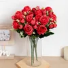 Ornamentos artificiais de flores de vegetação floral falsa, a granel Rosebud Flores de seda Fake Garden Bouquets Bouquets Home Decoração de Casamento Interior Supplies J220906