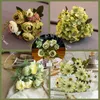 Greante floral falsa 1 peça Flores artificiais verdes Peony Tea Rose Autumn Silk Flowers Frost para Diy Living Room House Garden Decoração de Casamento Rosas J220906