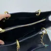 2022 HOMBLES DE MAYES DE CABJA DE CABO Caviar GST Bolso de hombro GST Diseño clásico