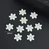 Decorações de Natal 20pcs 20/28mm White Glitter Snowflake Ornament Diy Scrapbooking Craft para ano em casa decoração de árvore de Natal