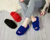Ontwerper Paris Bur Slippers Women Furry Slipper Fluffy Sandals Logo geborduurd Warm Winter Indoor Soft Letter Ledies Zwart Wit Bourgondi￫ EUR 35-40