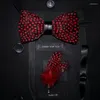 Fliege JEMYGINS Original Schwarz Red Dot Feder Handgemachte Krawatte Mode Leder Bowtie Brosche Pin Geschenk Box Set Für Männer hochzeit Party